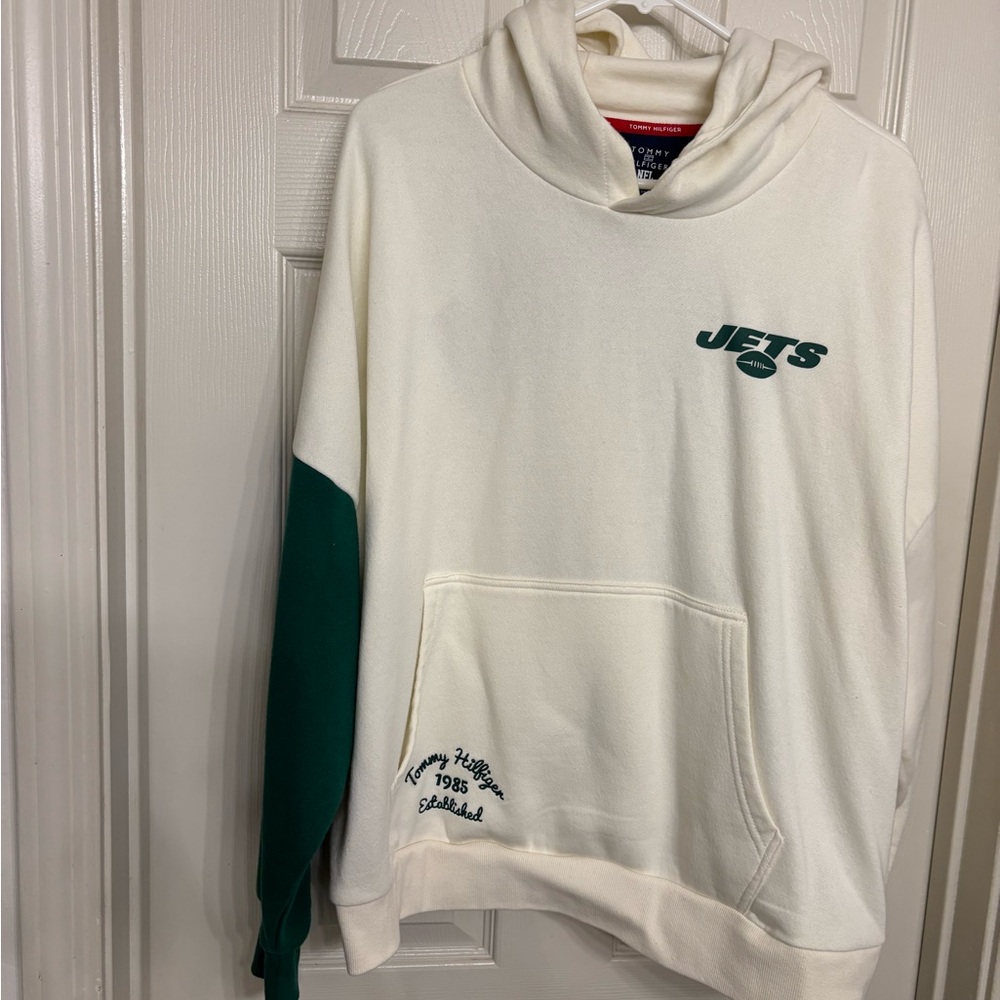 Tommy Hilfiger Men's Cream and Green Jets Hoodie